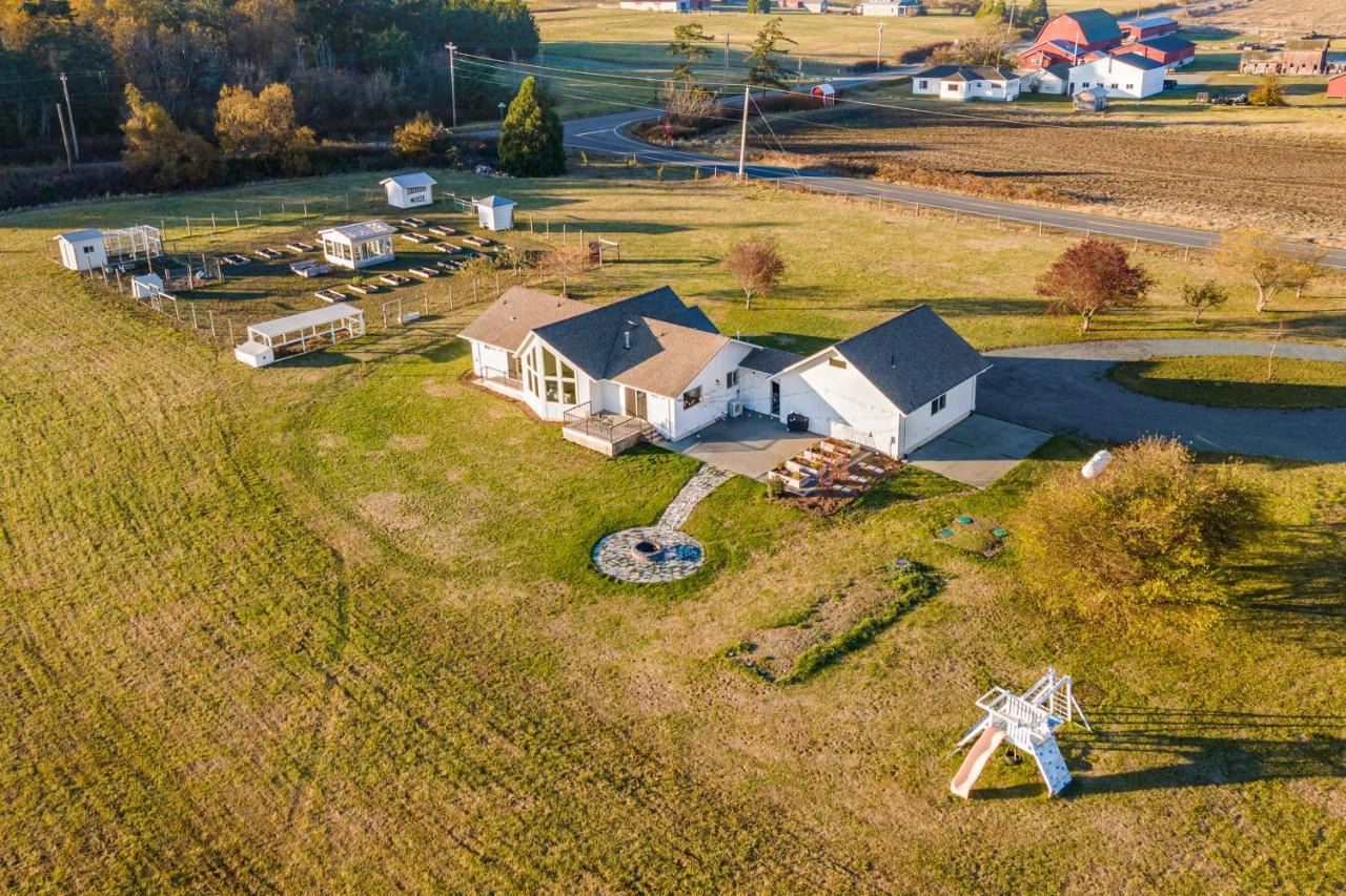 The Prairie Falcon Farmhouse Villa Coupeville Exterior photo